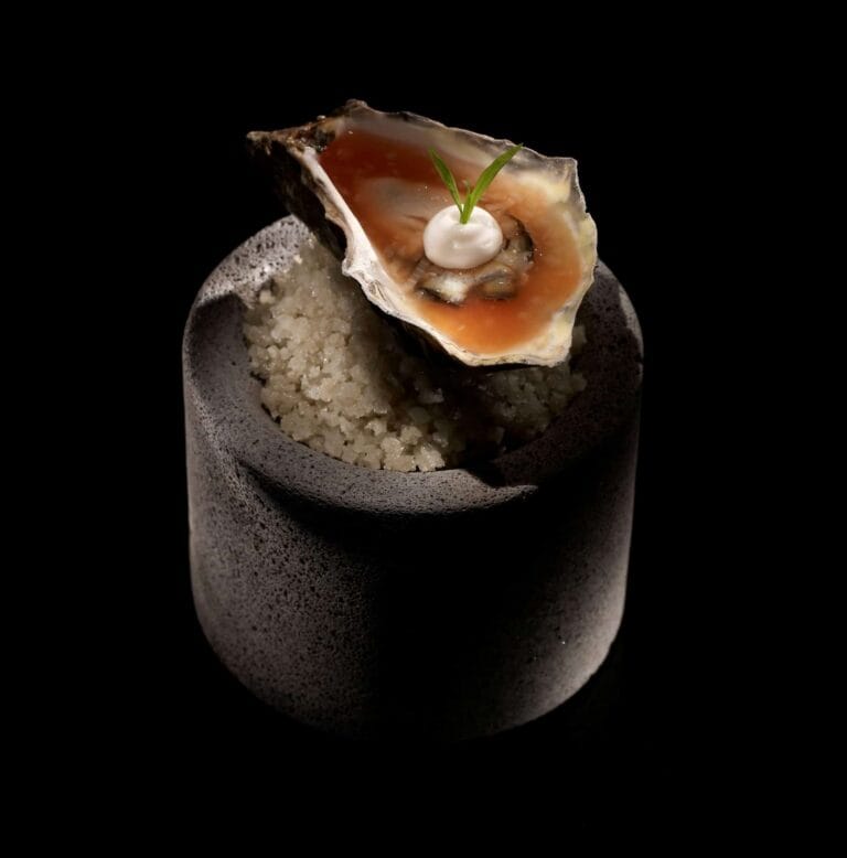 Huîtres Creuses en Gelée à la Diable et Estragon