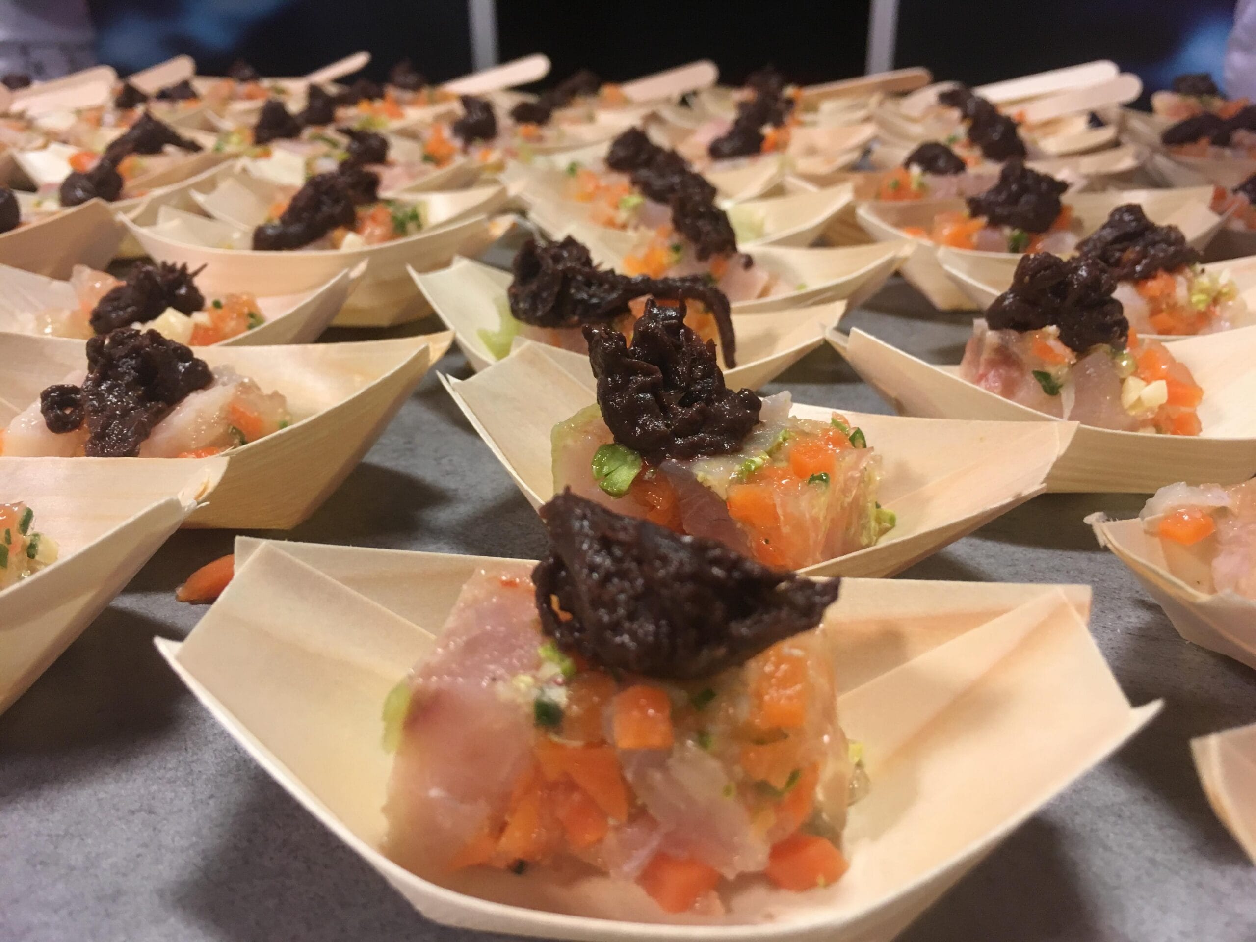 Pressé de dorade grise, compotée d&rsquo;oignons, figues et chocolat