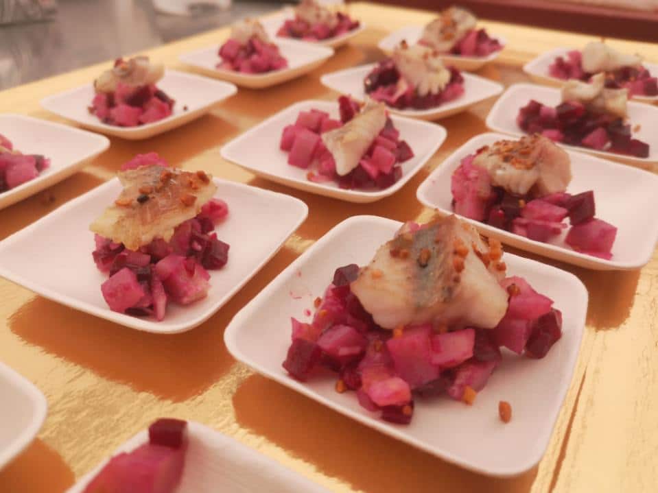 Grondin perlon, vierge d&rsquo;artichauts et betteraves rouges